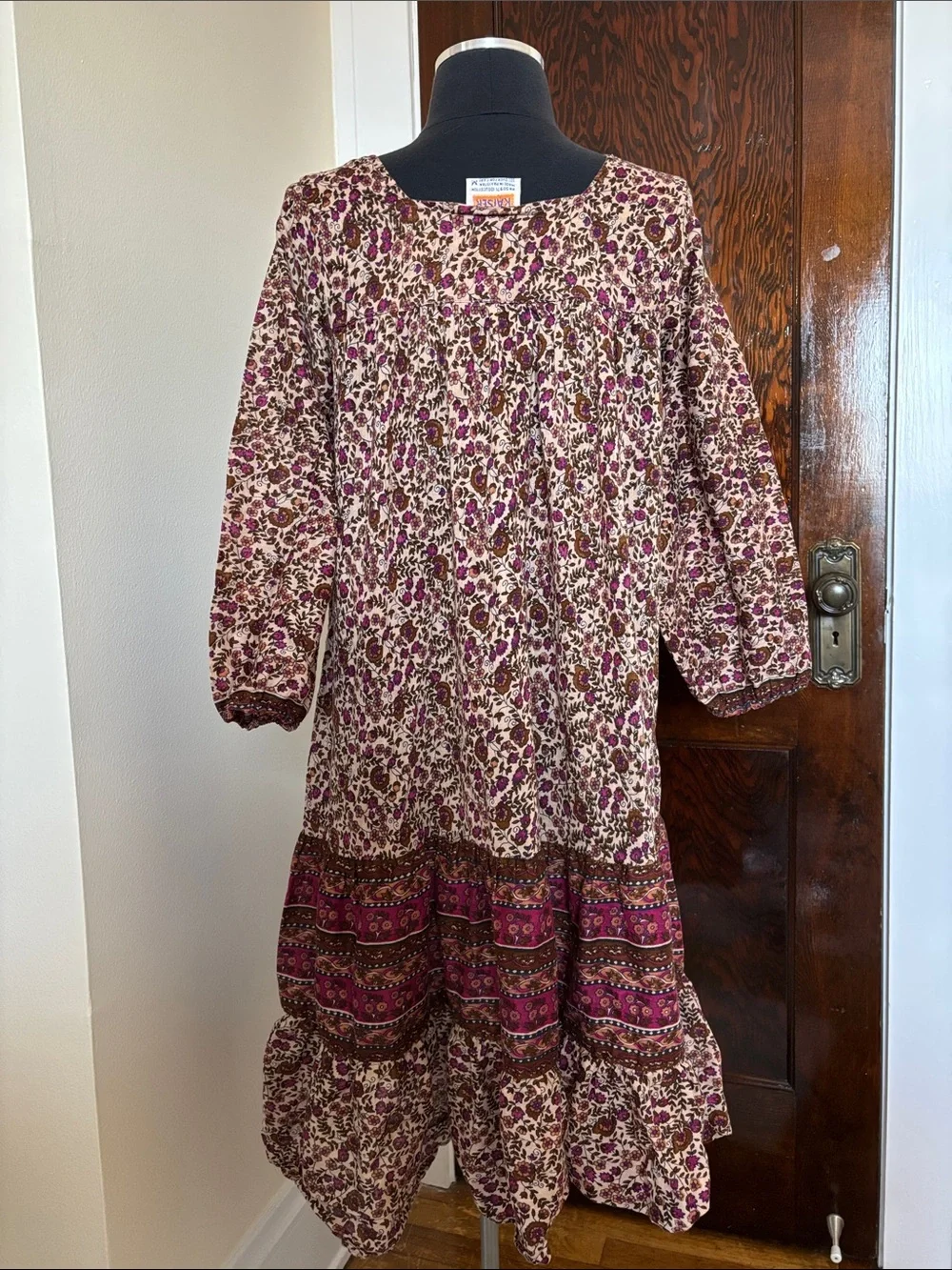 1970s Vintage Bohemian Floral Pink and Brown Midi Dress Kaiser 100% Cotton Flowy - Picture 4 of 11